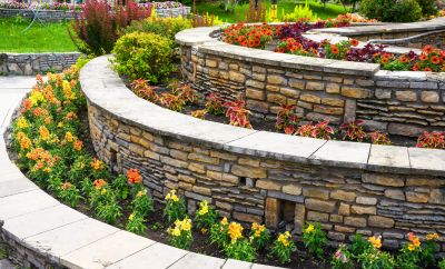 Landscape Wall Construction in Kissimmee, FL